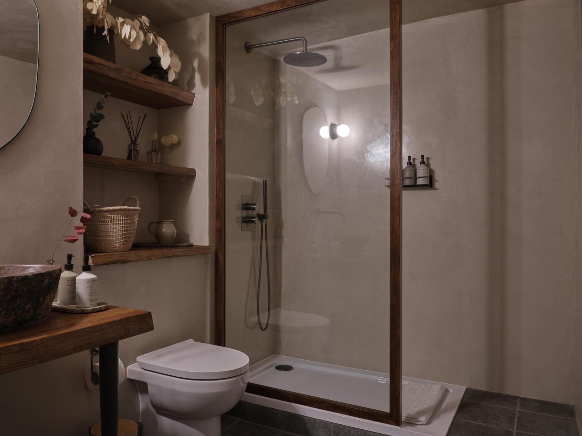 Highway Hotel Бърфорд Екстериор снимка
