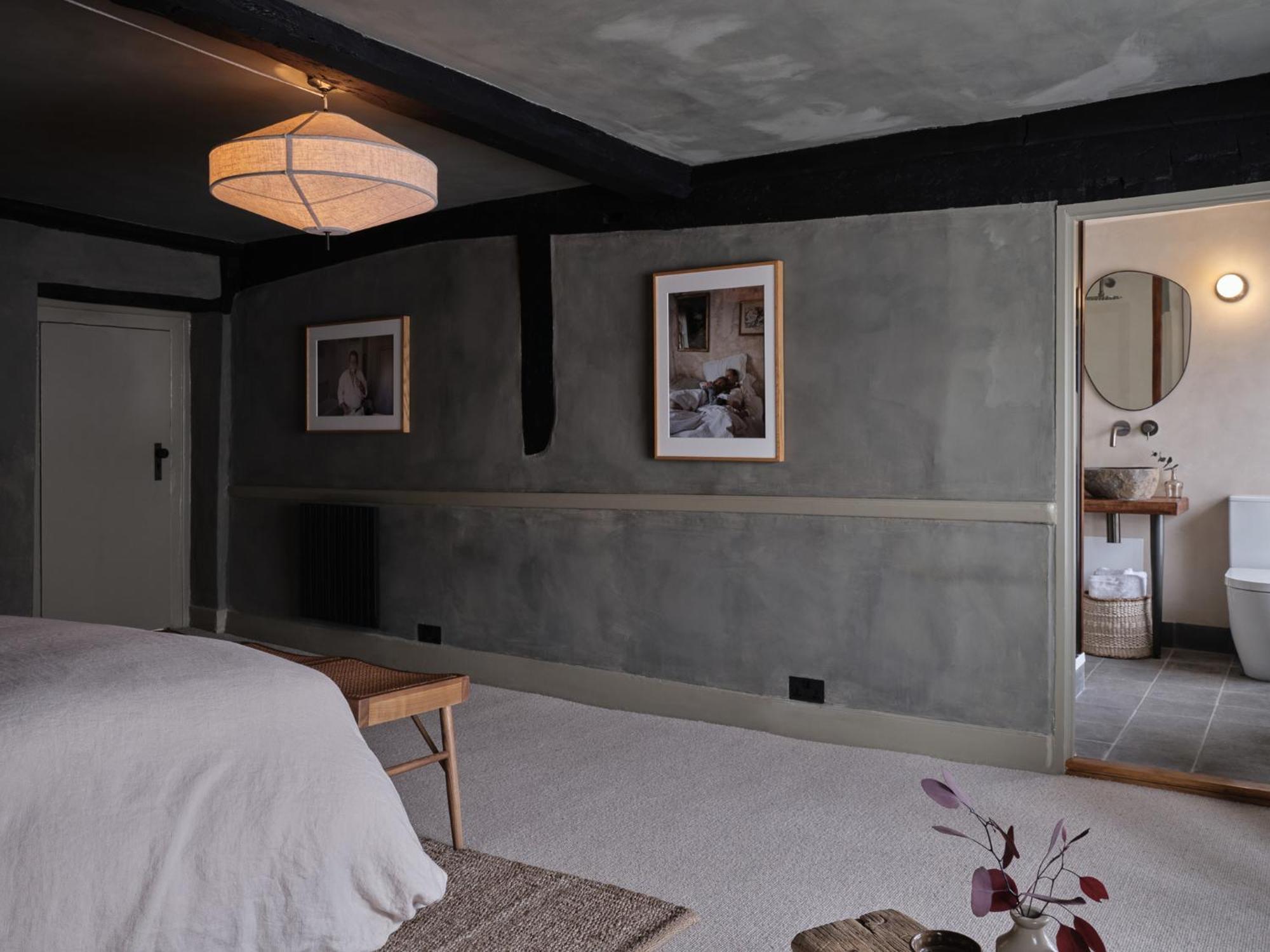 Highway Hotel Бърфорд Екстериор снимка
